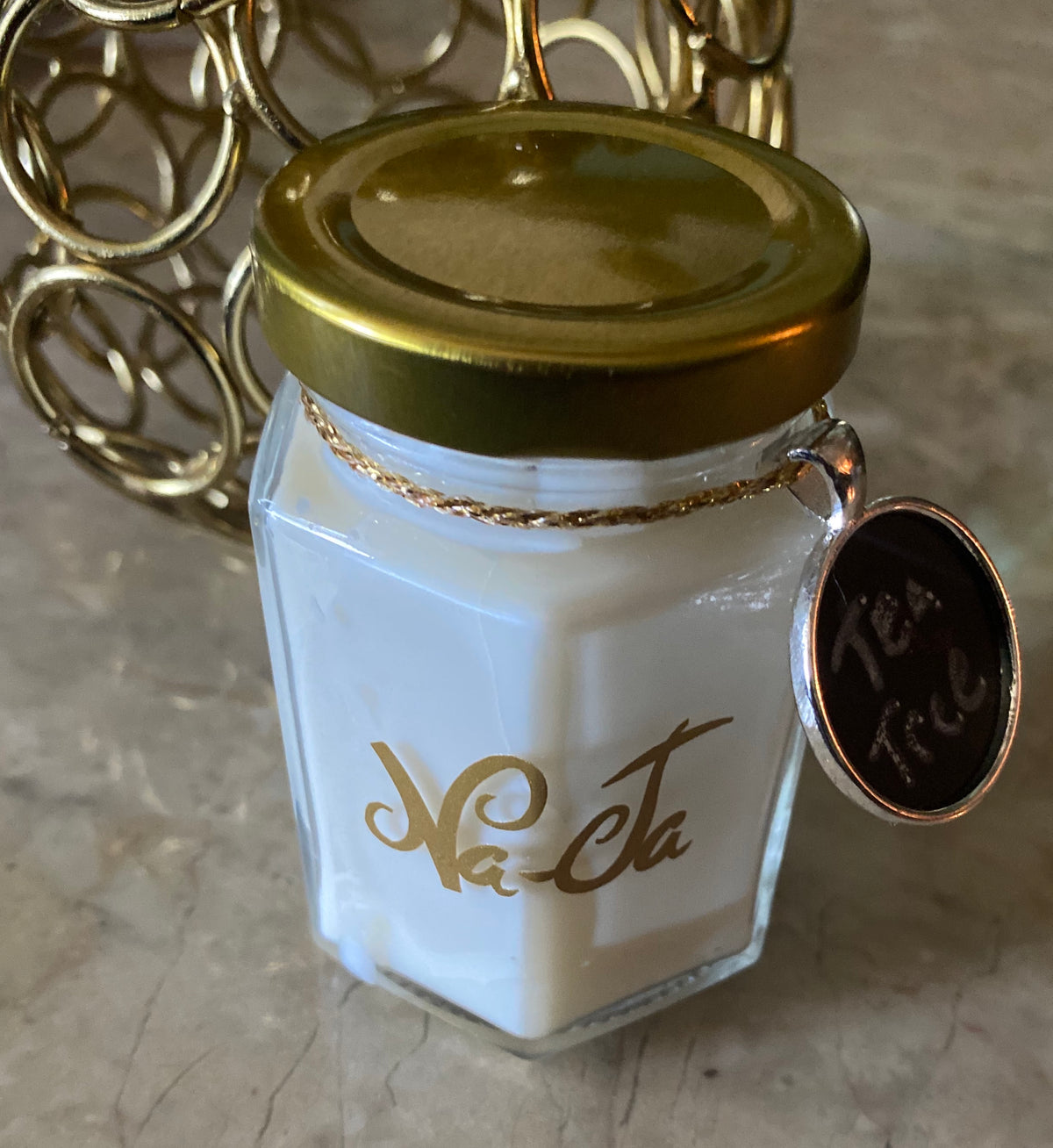 HANDMADE ESSENTIAL OIL CANDLE $22